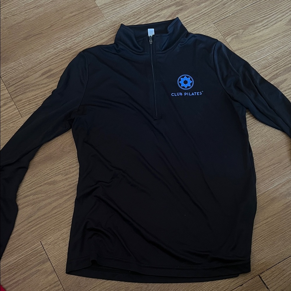 Size M - Club Pilates Black Quarter-Zip Pullover and Golf Tee